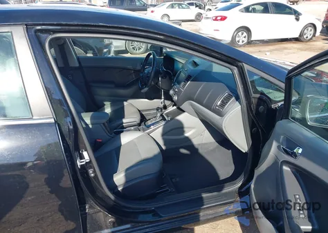 2017 Kia Forte Ex из США, поврежденный, VIN 3KPFN4A80HE092852